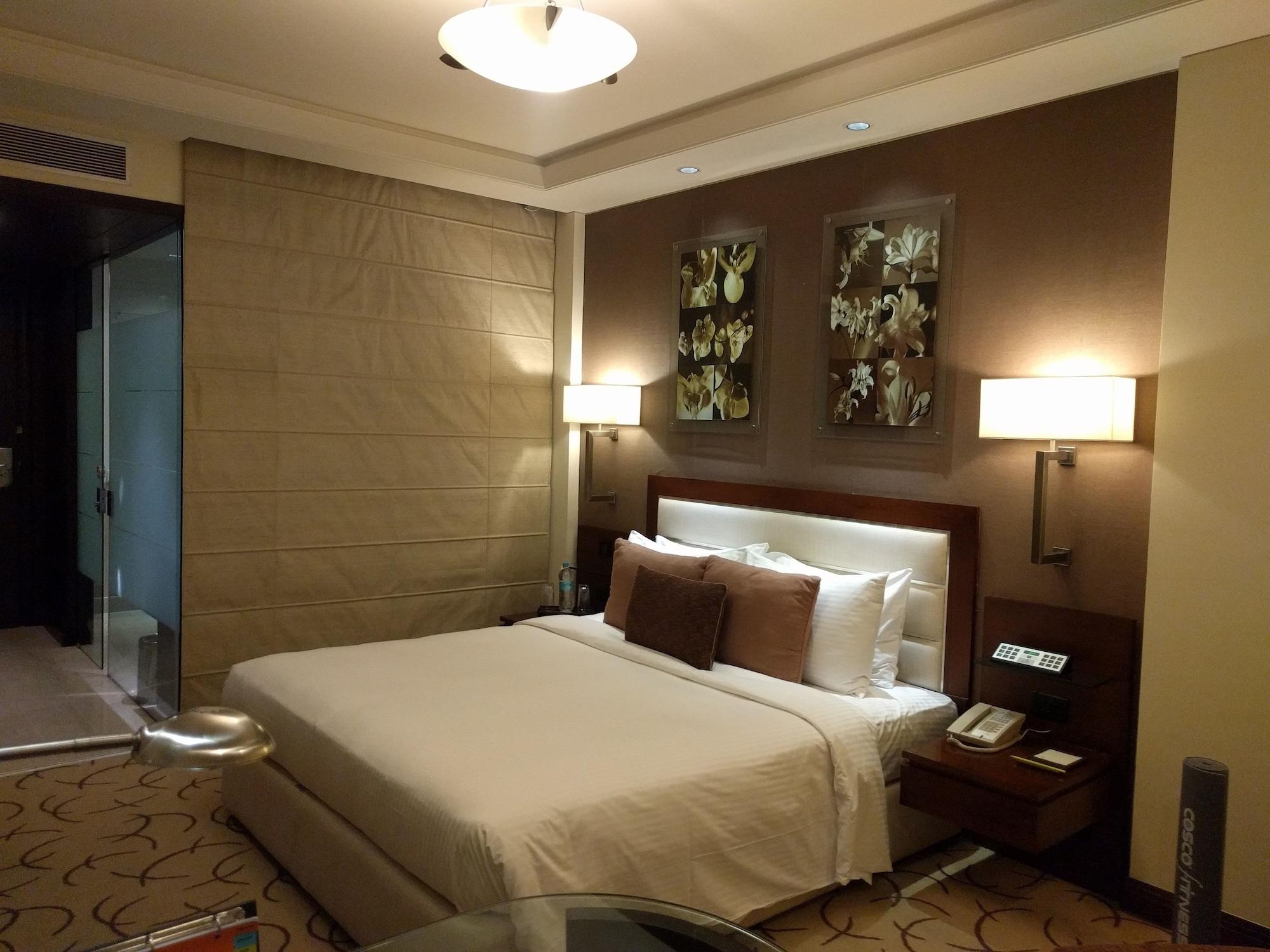 Lemon Tree Premier 2, Gurugram Hotel Gurgaon Exterior photo
